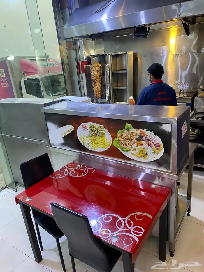 مطعم للبيع 2