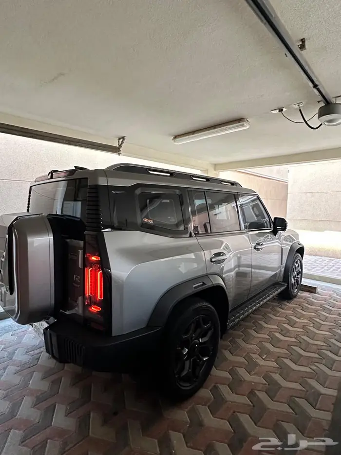 للتقبيل جيتور T2 2025 لاكجري 7