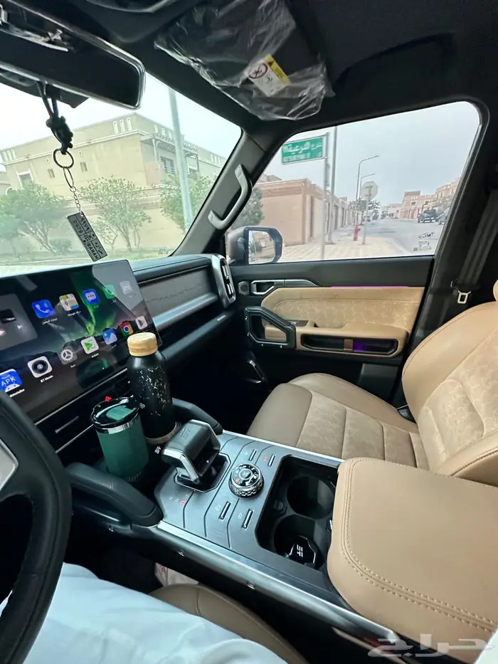 للتقبيل جيتور T2 2025 لاكجري 4