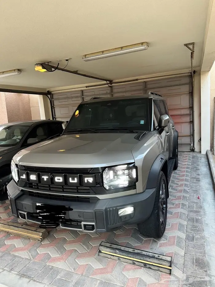 للتقبيل جيتور T2 2025 لاكجري 5