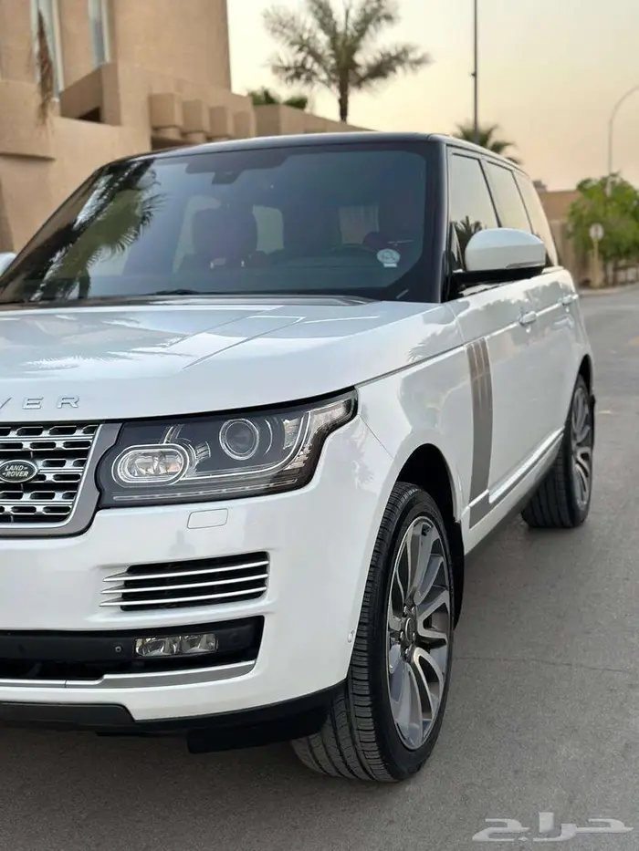 رنج روفر فوج لؤلؤي 2014 فوج سوبرتشارج نظيف جدا بحالة ممتازة 12