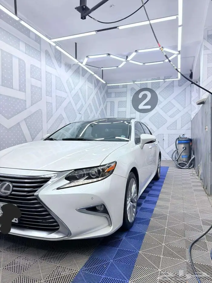 لكزس ES موديل 2016 7