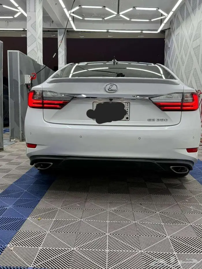 لكزس ES موديل 2016 8