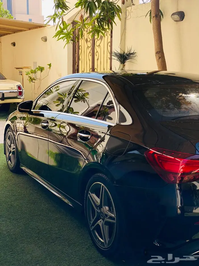 للبيع مرسيدس A200 AMG 3