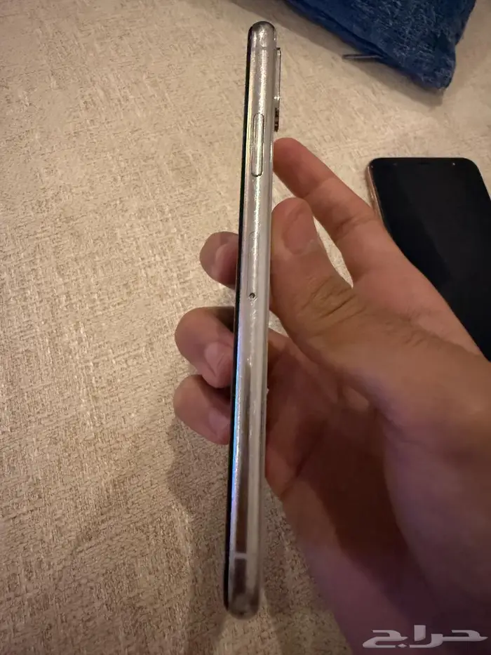 ايفون x مقفل آيكلاود 4