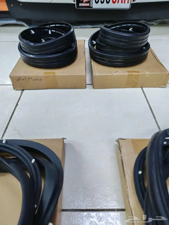 قطع تجديد بدي كابرس 90 وتحت وديكورات داخلية ونياكل وجلود 90