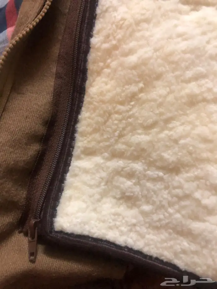للبيع جاكيت من الخارج وبر جمل ومن الداخل غنم طفيلي 3