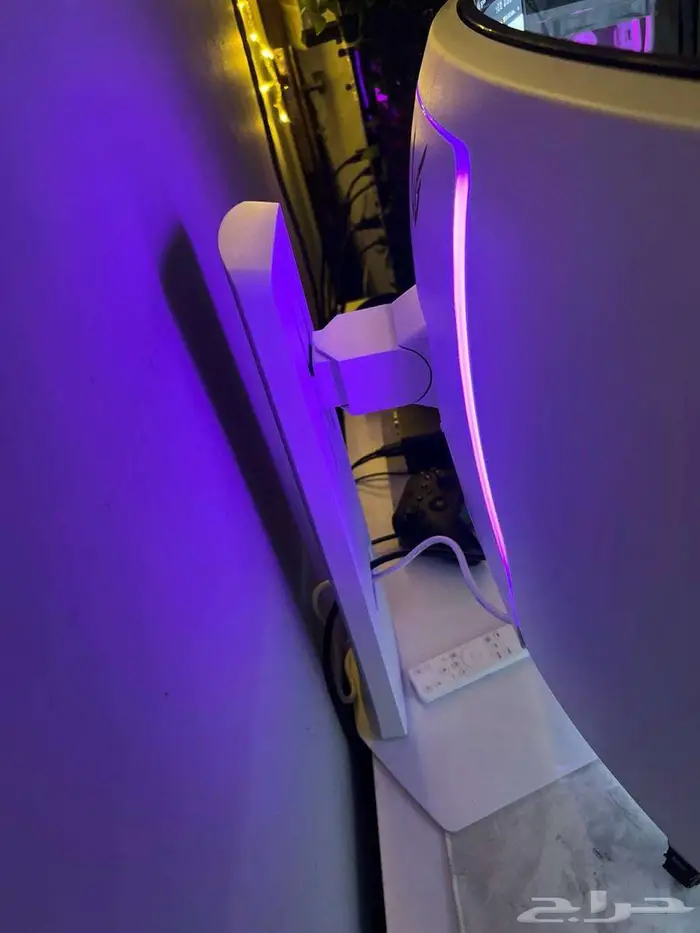 LG UltraGear 34   OLED WQHD 3