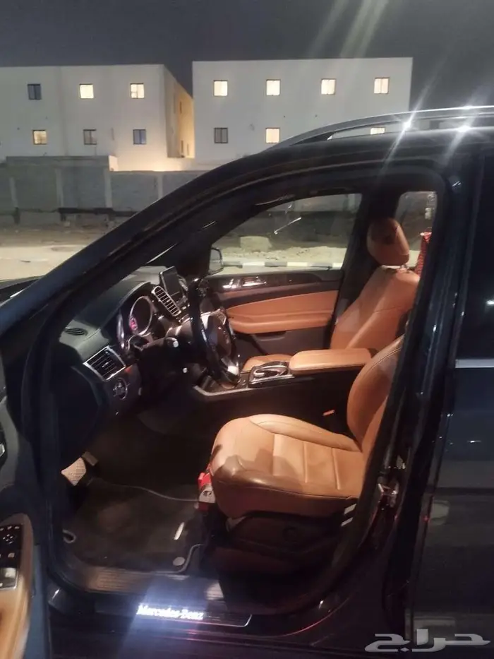 مرسيدس GLE400 V6 2016 ممشى قليل 4