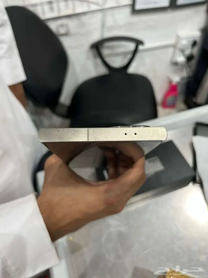 سامسونج الترا 24 نسخة عالمية 2