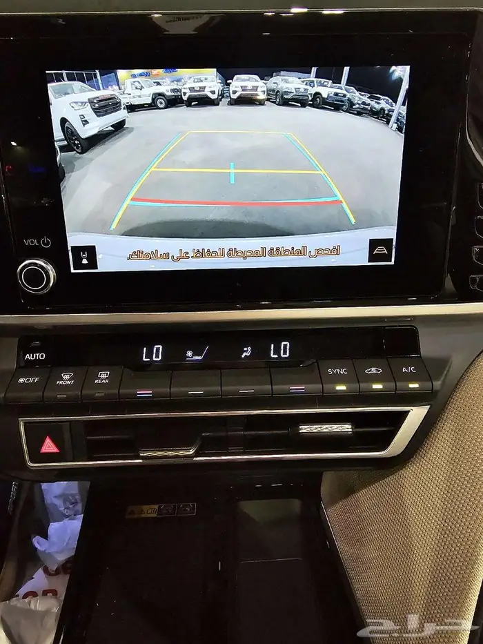 تويوتا كامري هايبرد LE هايبرد بانوراما 2025 6