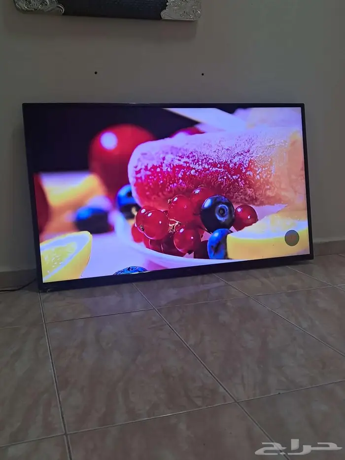 تلفزيون 50 بوصة سمارت . الي يبي يشتري يرسلي واتساب 9