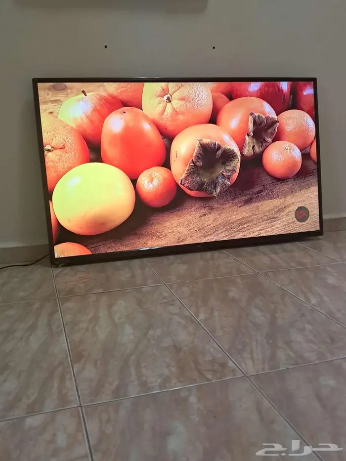 تلفزيون 50 بوصة سمارت . الي يبي يشتري يرسلي واتساب 7