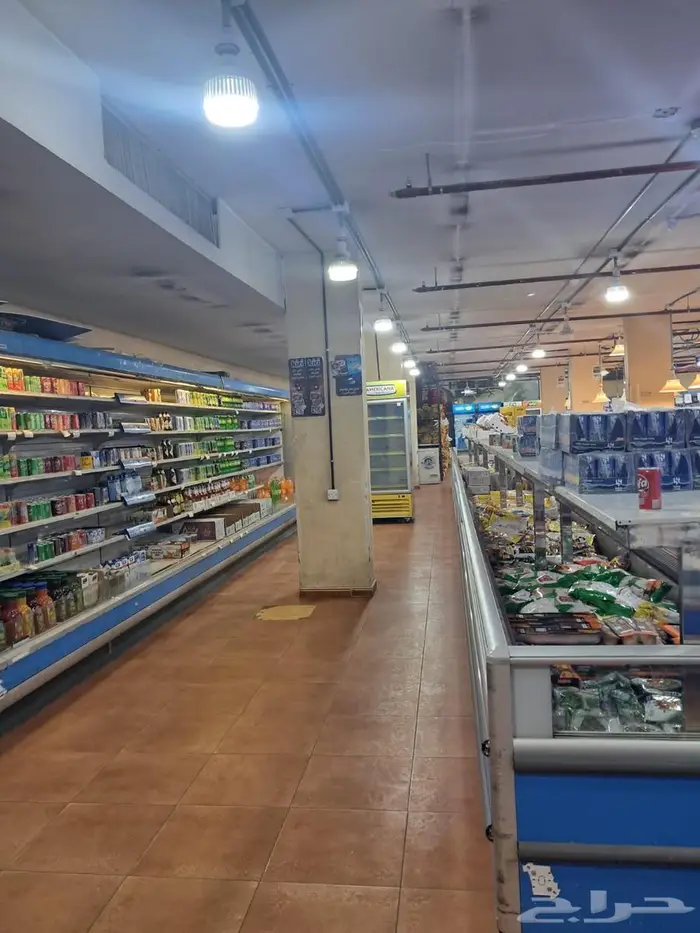 سوبرماركت أسواق مركزيه بحائل 4 محلات للتقبيل 1
