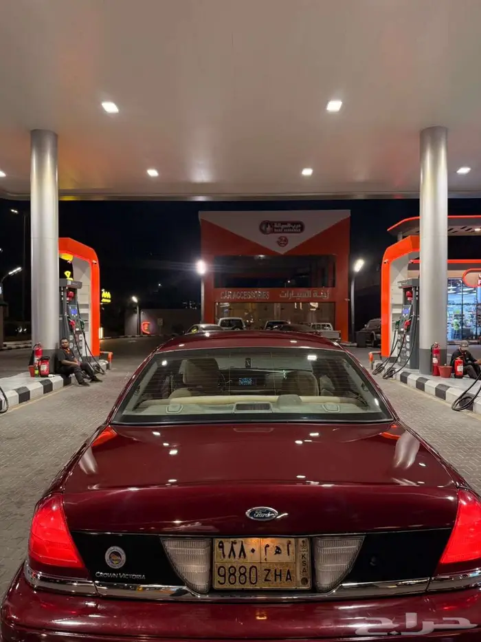 فورد فكتوريا 2008 4