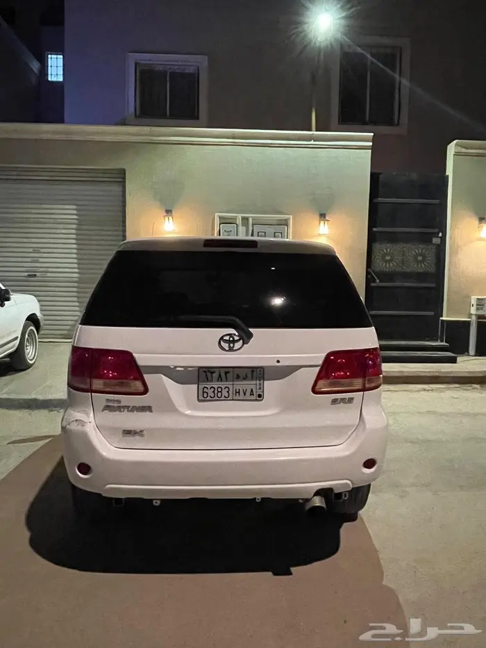 جيب فورتشنر للبيع 8