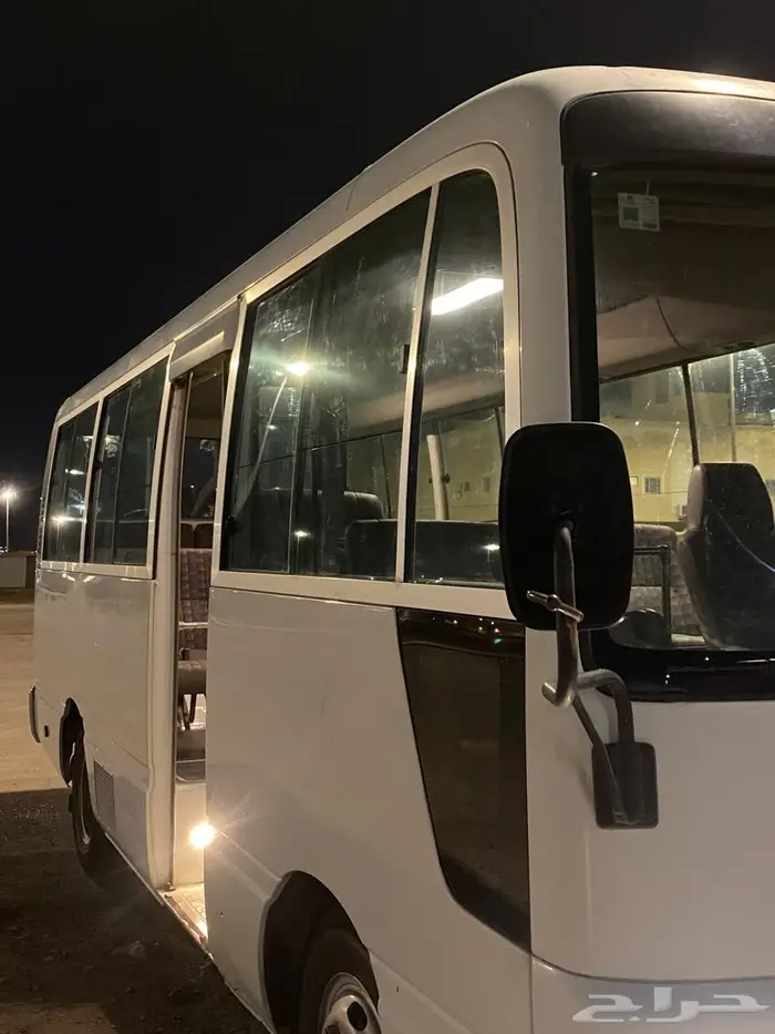 باص نيسان 0