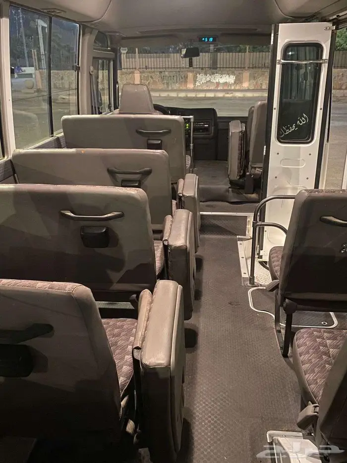 باص نيسان 2