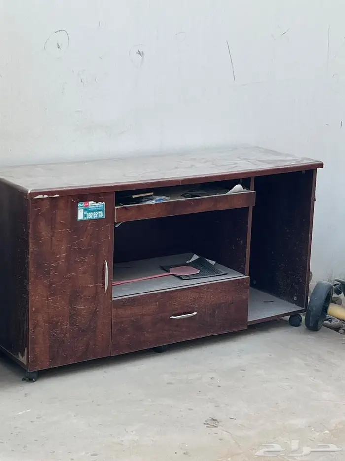 للبيع فريزر وتوجوري وطاوله وسياكل أطفال سكراب 6