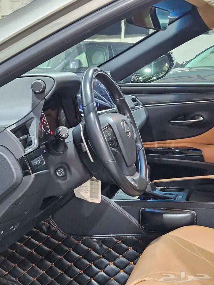 لكزس ES.350..2023 32