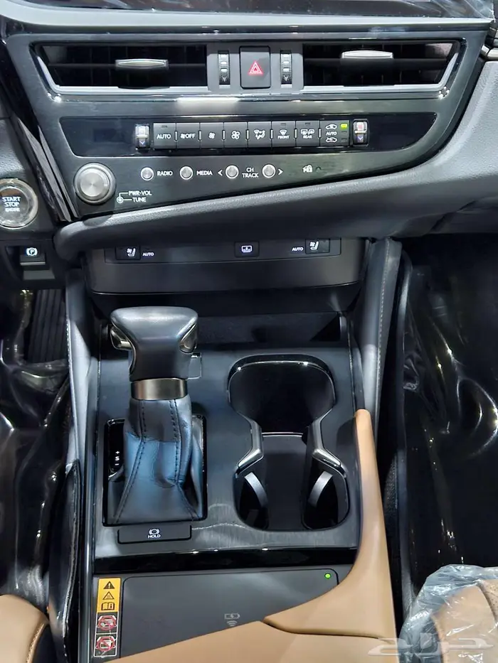 لكزس ES.350..2023 41