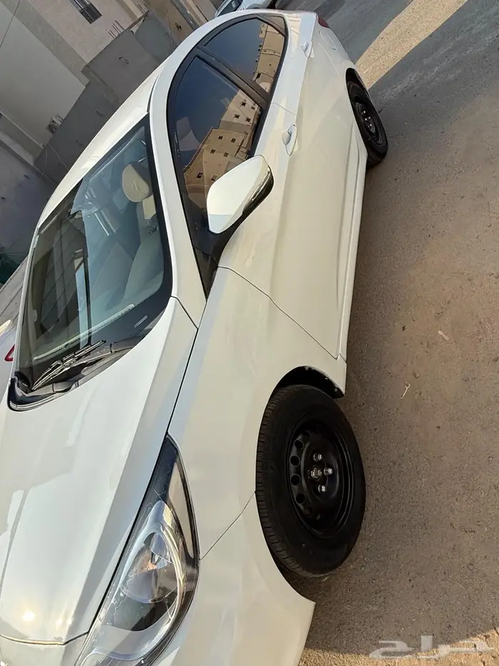 هونداي أكسنت 2013 للبيع 7