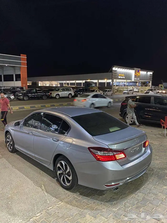 اكورد 2017 فل مخمل مخزن عداد 112000 9