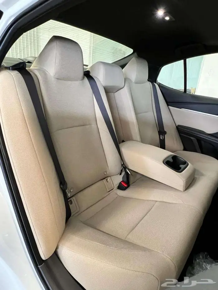 كامري LE بانوراما أبيض بنزين وهايبرد 2025 جميع الالوان 21