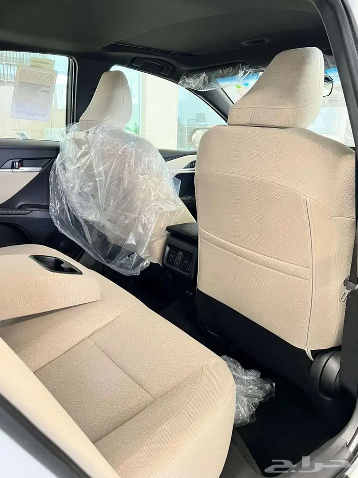 كامري LE بانوراما أبيض بنزين وهايبرد 2025 جميع الالوان 17