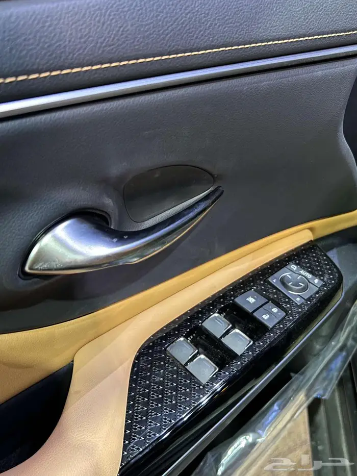 لكزس ( ES300 ) HA هايبرد 2025 اقل سعر اقساط او كاش 9