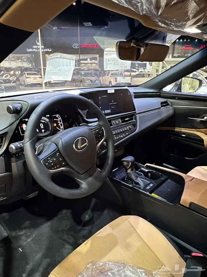 لكزس ( ES300 ) HA هايبرد 2025 اقل سعر اقساط او كاش 8