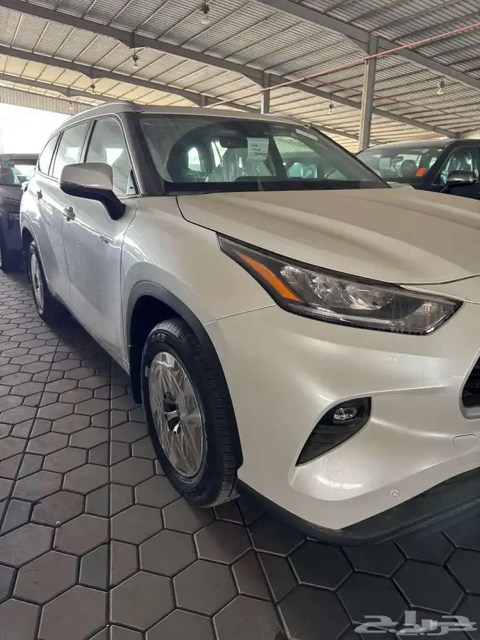 تويوتا هايلاندر GLE موديل 2025 0