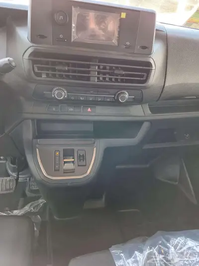 بيجو اكسبريت بضاعة موديل 2025 index