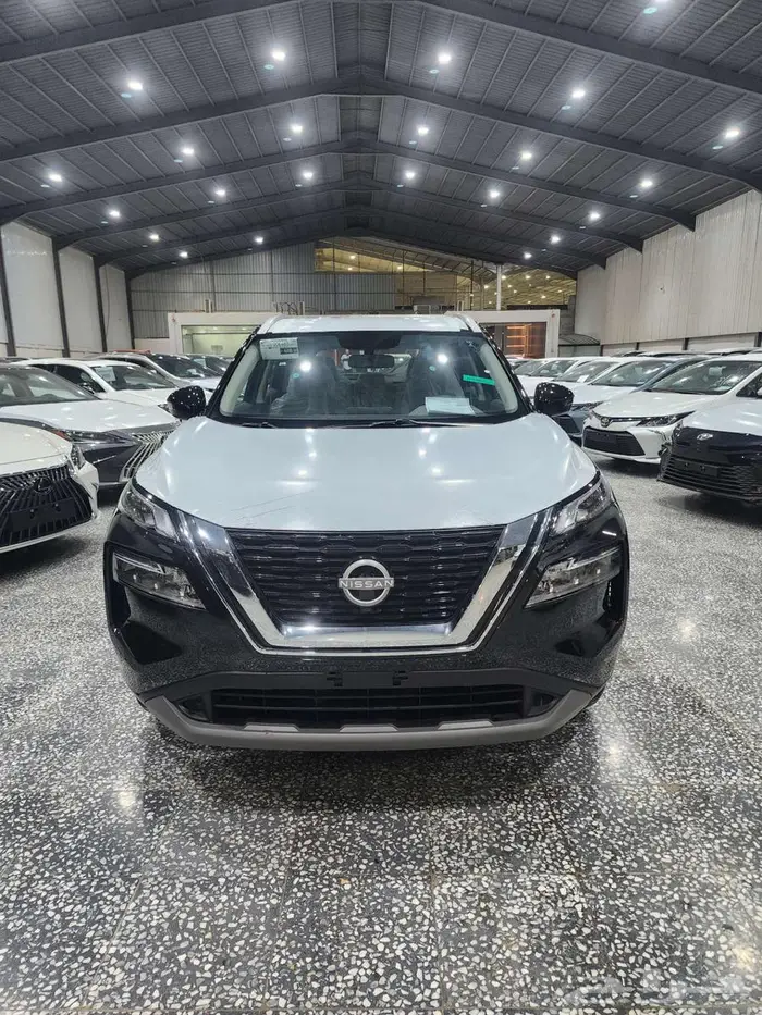 نيسان اكس تريل 5 مقاعد دبل 2025 السعر 98900 2