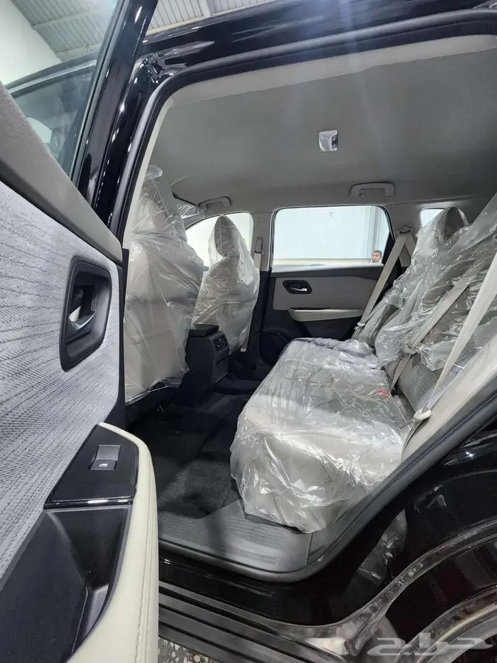 نيسان اكس تريل 5 مقاعد دبل 2025 السعر 98900 13