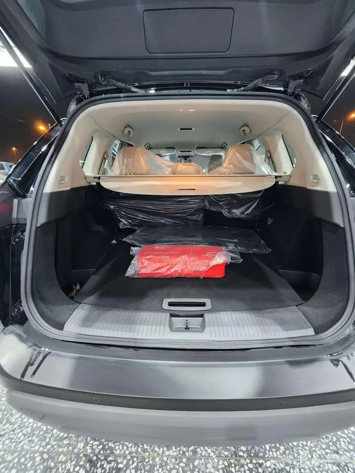 نيسان اكس تريل 5 مقاعد دبل 2025 السعر 98900 15