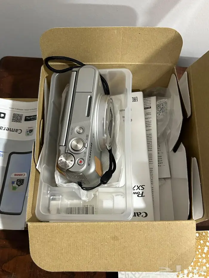 For Sale Canon PowerShot SX740 HS Camera 1