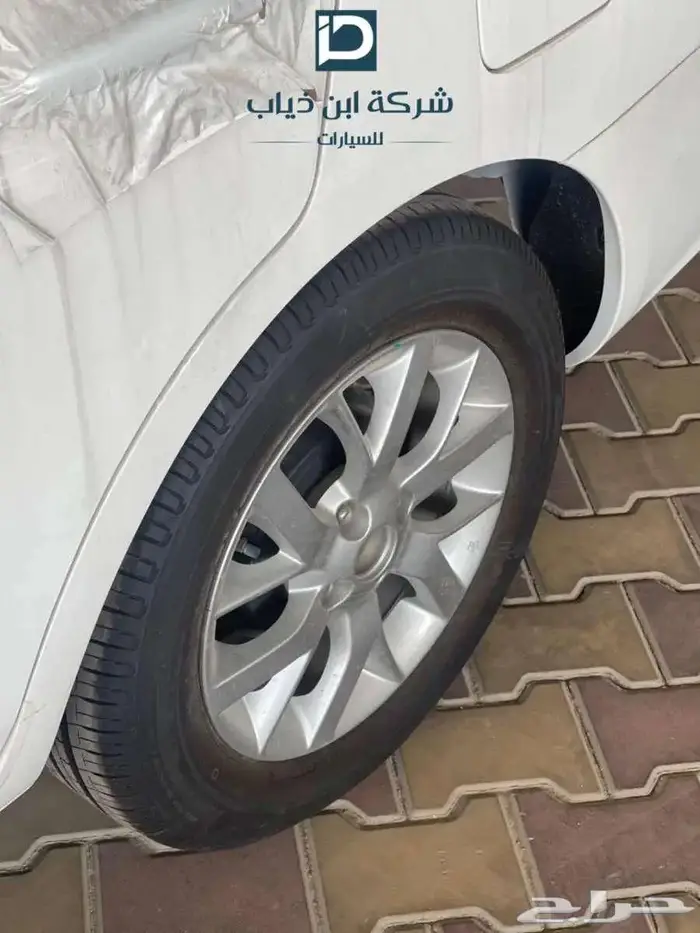 نيسان صني 2024 كمفورت الشكل القديم 3