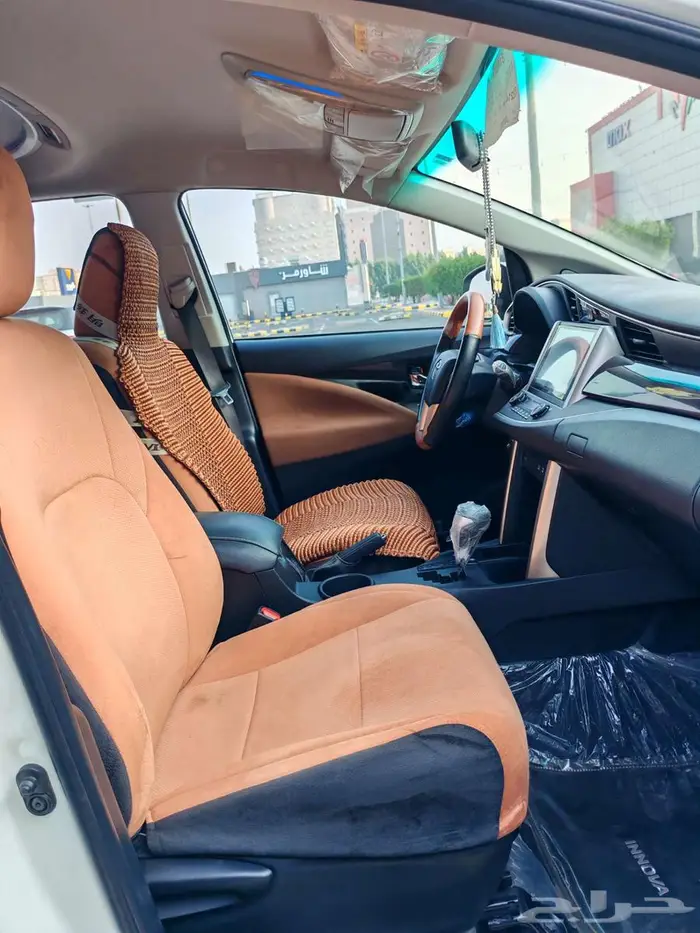 انوفا ممشى قليل ونظيفه 15