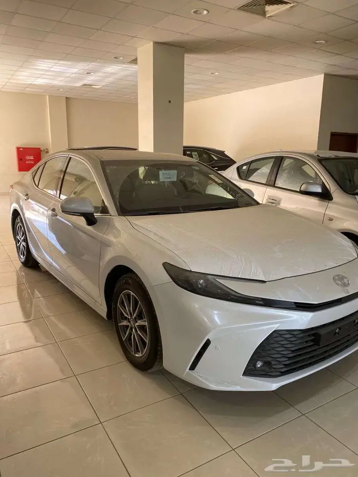 كامري اي بنزين الموديل2025 1