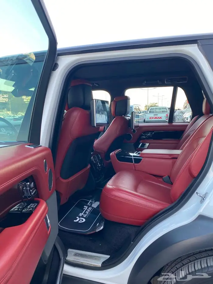 رنج روفر اوتوبيغرافي موديل2021 عداد 104 الف كم 13