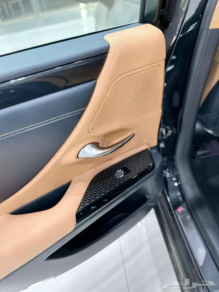 لكزس ( ES 250 AA ) موديل 2025 أقل الأسعار 23