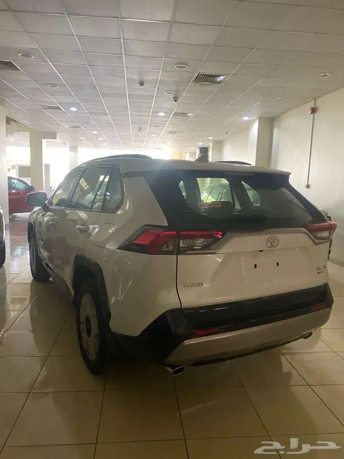 راف فور اكس ال اي هايبرد الموديل 2025 3