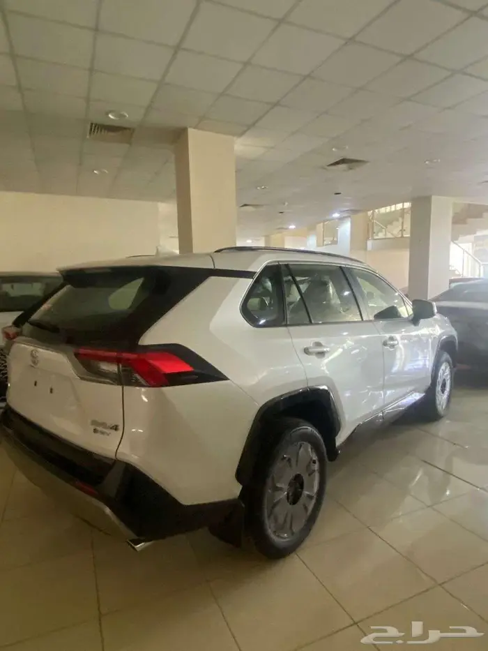 راف فور اكس ال اي هايبرد الموديل 2025 4