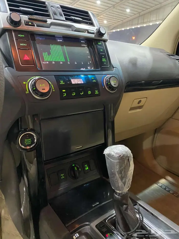 تويوتا برادو موديل 2015 عداد 178 الف كم 9