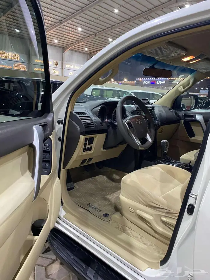 تويوتا برادو موديل 2015 عداد 178 الف كم 6