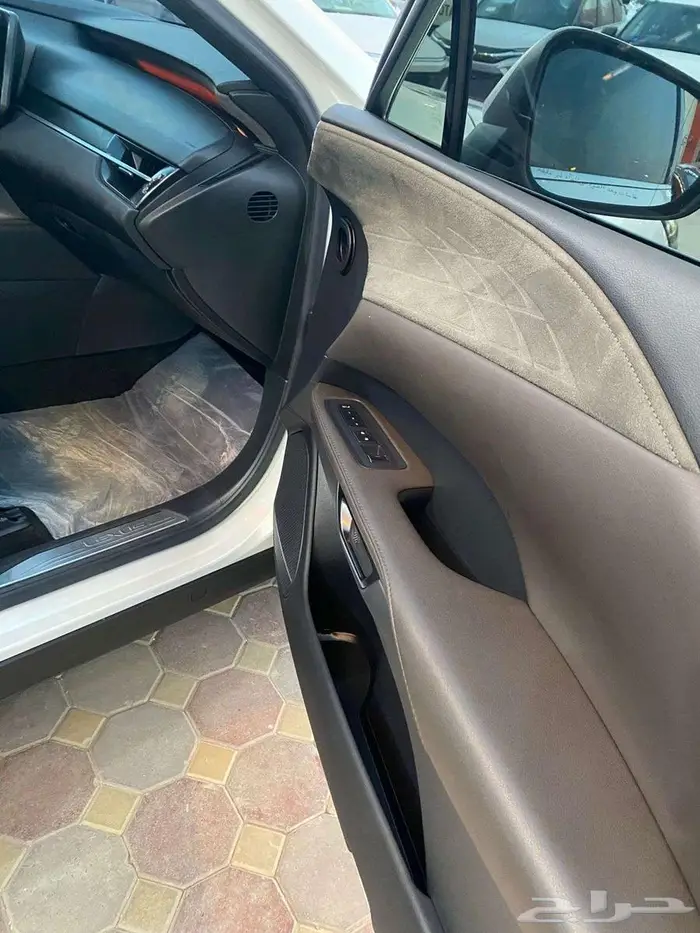 لكزس RX 350 موديل 2023 هايبرد فل كامل اعلى فئه سعودي 20