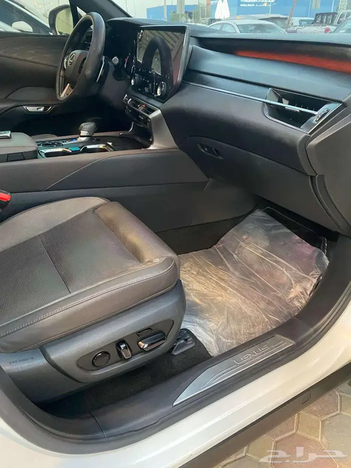 لكزس RX 350 موديل 2023 هايبرد فل كامل اعلى فئه سعودي 14