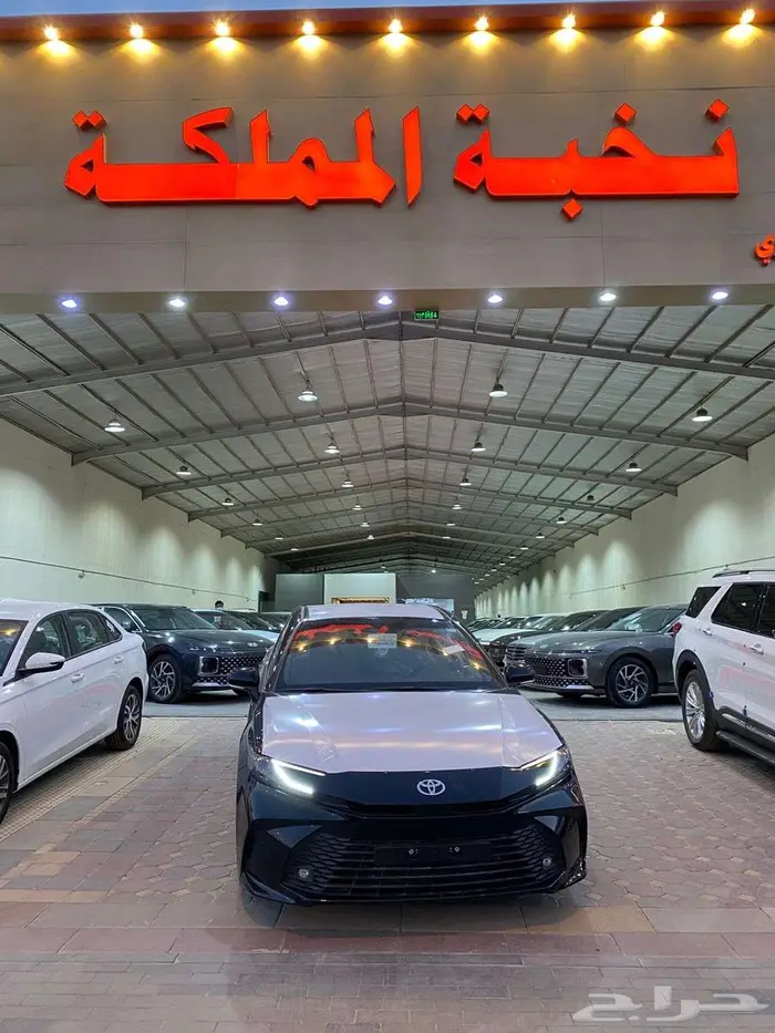 كامري ستاندر 2025 (اصفار) بصمه شاشه كاميرا 4 سلندر 2