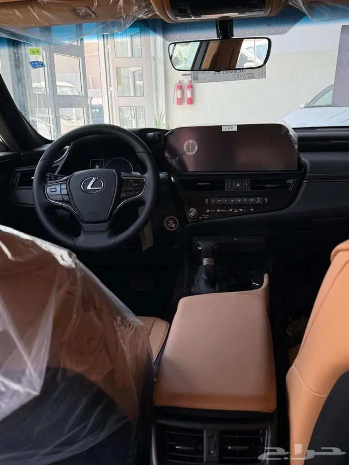 لكزس ES250 استاندر 2025 2